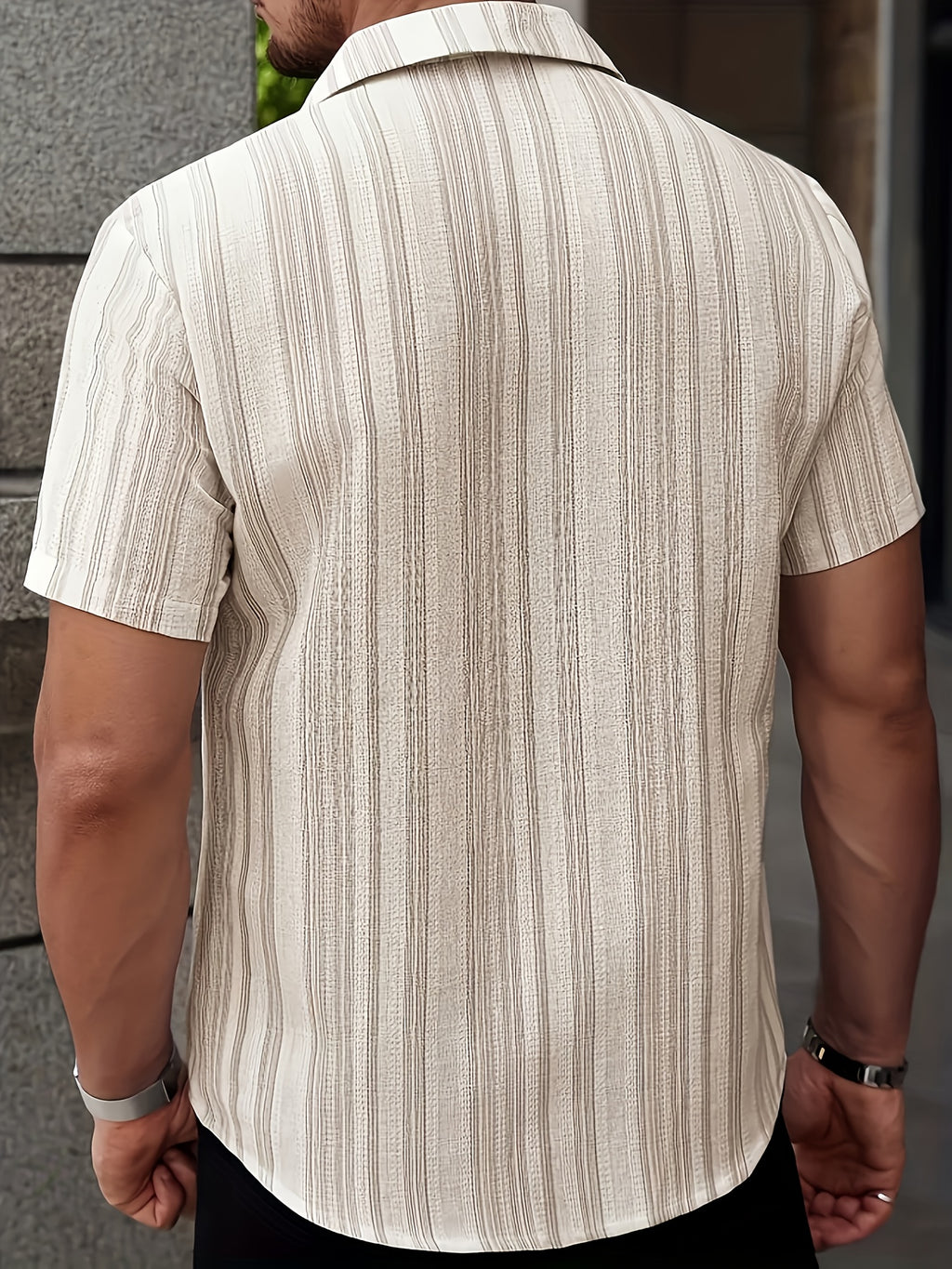 Men’s Short-Sleeve Button-Front Shirt with Stripes